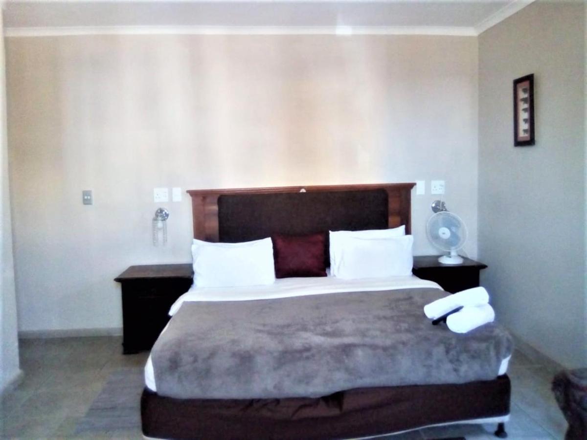קייפטאון Bread And Barrel Guesthouse Bellville מראה חיצוני תמונה