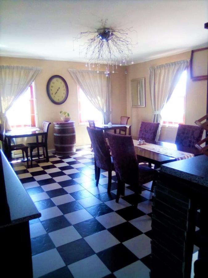 קייפטאון Bread And Barrel Guesthouse Bellville מראה חיצוני תמונה