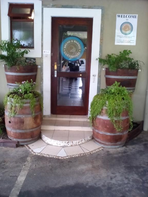 קייפטאון Bread And Barrel Guesthouse Bellville מראה חיצוני תמונה