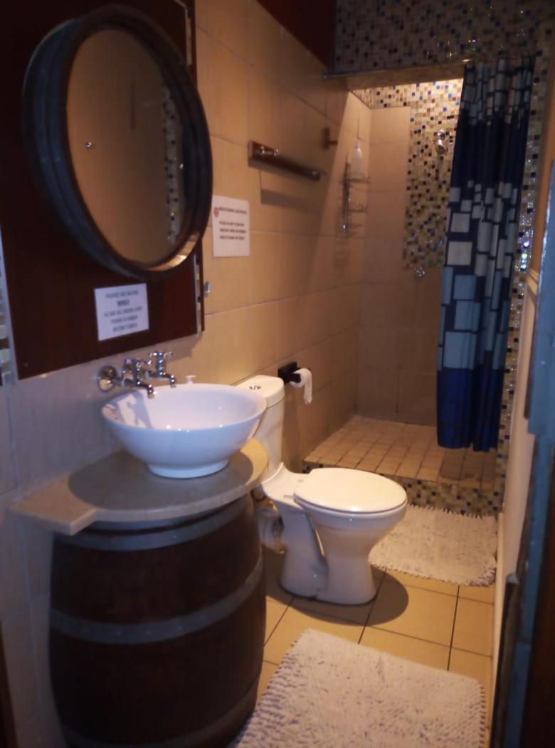 קייפטאון Bread And Barrel Guesthouse Bellville מראה חיצוני תמונה